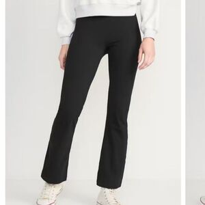 NWT Old Navy High Waisted Flare Leggings Black Medium Yoga Pants Bootcut